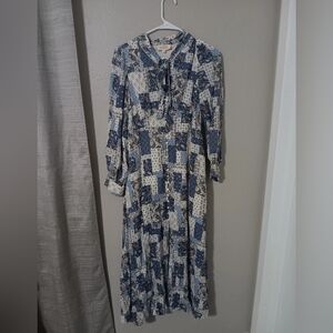 Listicle Blue and White Patterned Mexi Dress